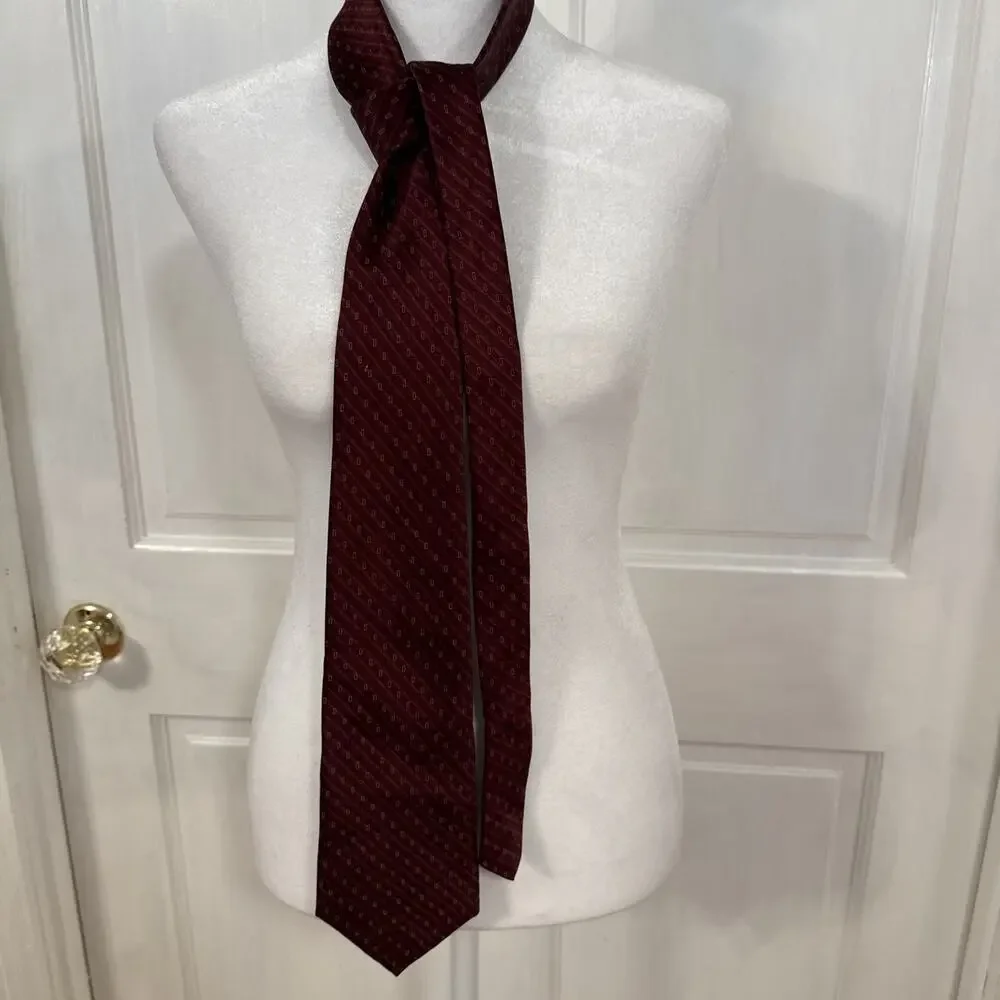 Men’s Peebles Brand Red Geometric Pattern Silk Tie